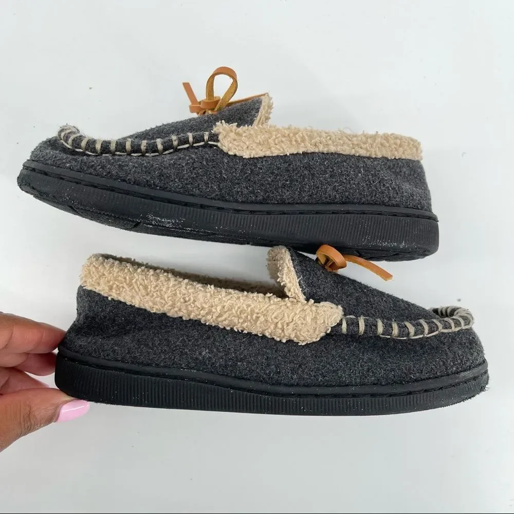 Dockers Boy’s Navy Blue Indoor/Outdoor Faux Fur Moccasin Slippers Medium 13/1 - Picture 10 of 12